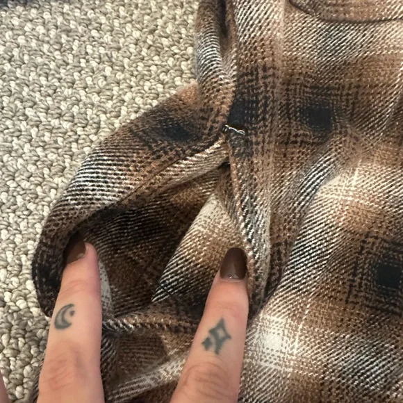 Hollister Flannel - Picture 3 of 3